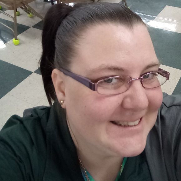 Meet your Posher, Chrissy - Picture 1 of 1